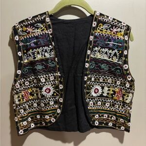 American Vintage Black Embroidered Vest
